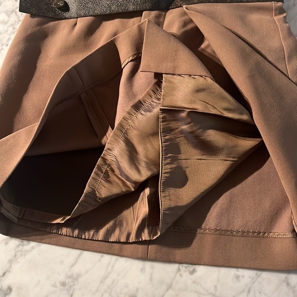 LV style monogram A line skirt - Picture 5 of 12